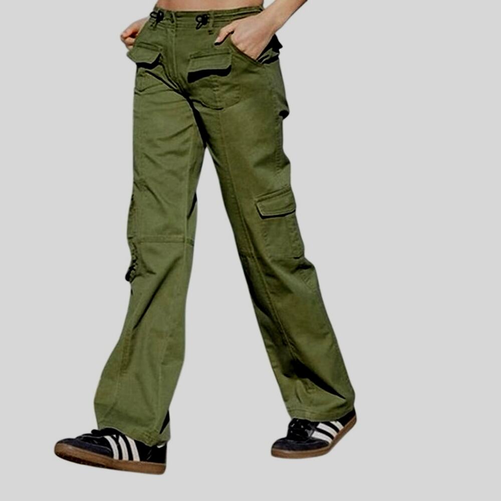 Brandy Melville Green cargo pants Size Small